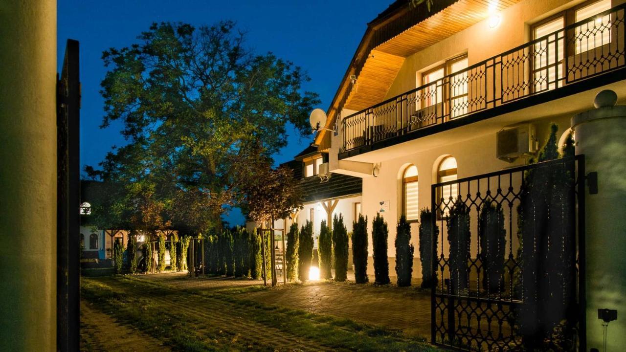 Diofa Apartman Keszthely Exterior photo